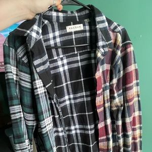 Size Medium Pacsun Plaid Flannel - oversized - mismatched